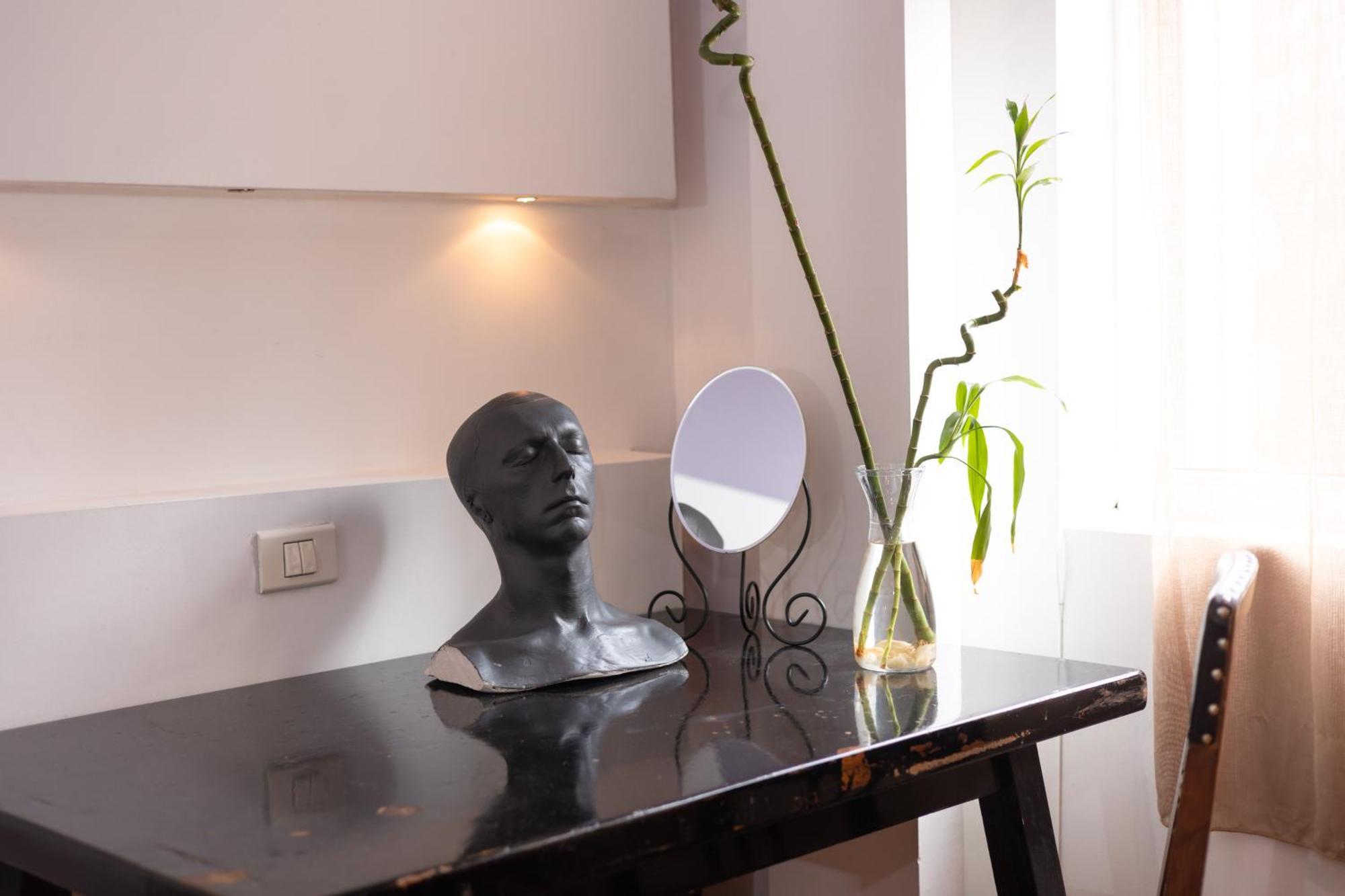 Shared Retro Vintage Luxury Apartment บูคาเรสต์ ภายนอก รูปภาพ