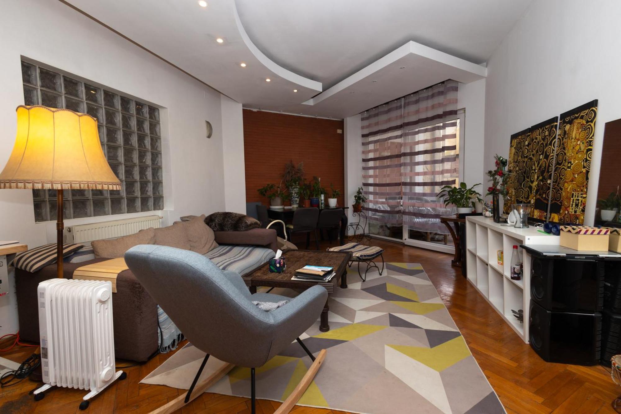 Shared Retro Vintage Luxury Apartment บูคาเรสต์ ภายนอก รูปภาพ