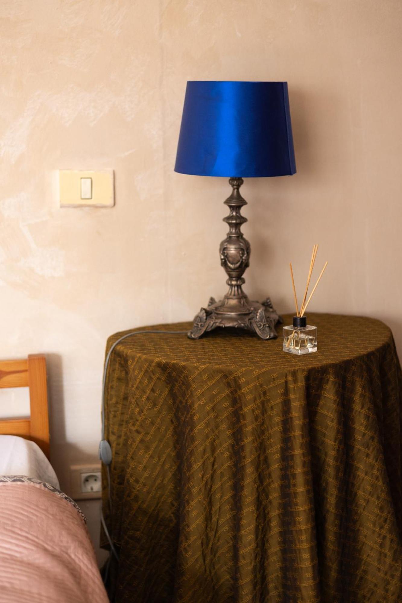 Shared Retro Vintage Luxury Apartment บูคาเรสต์ ภายนอก รูปภาพ