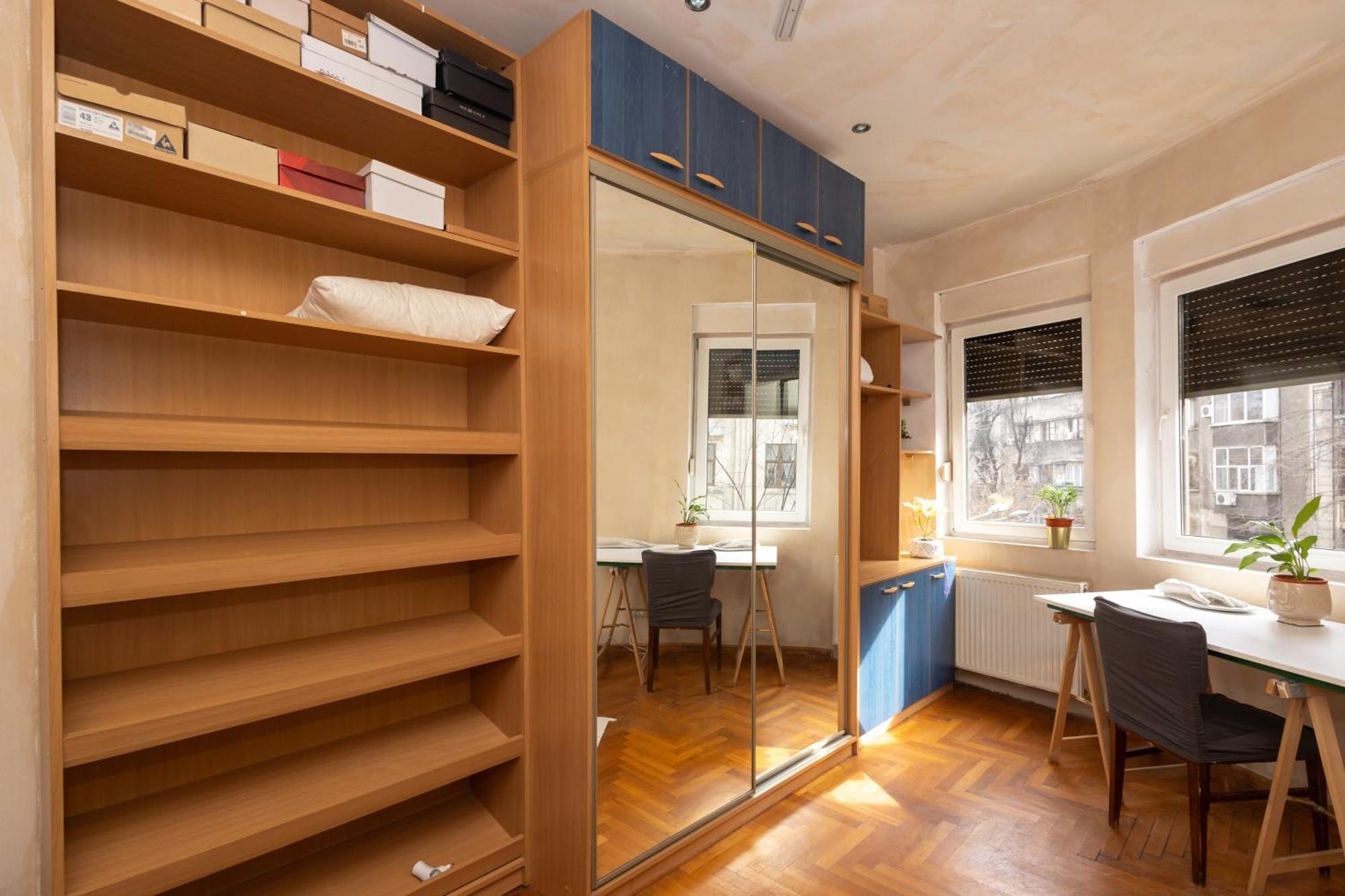 Shared Retro Vintage Luxury Apartment บูคาเรสต์ ภายนอก รูปภาพ